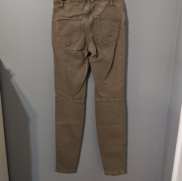 H&M Utility Skinny Jeans - Picture 2 of 3